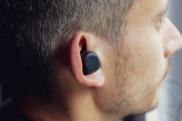 Jabra Elite Sport im Ohr