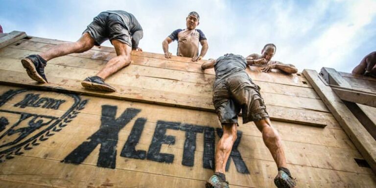 Faszination OCR: Auf dem Rücken durch den Schlamm