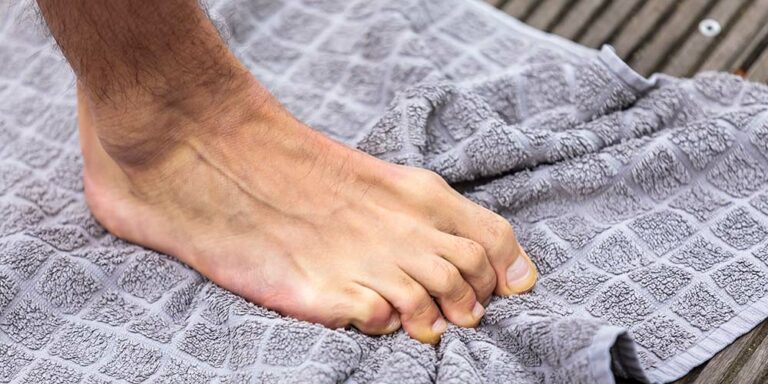 Fußtraining: 4 Übungen für kräftige Füße